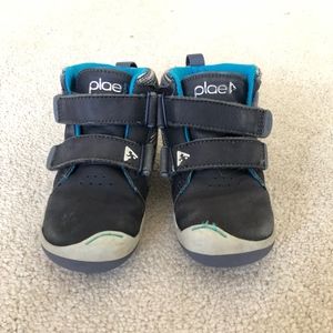 Plan Max shoes boys size 8.5 toddler